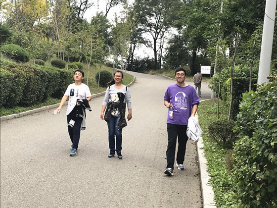 健步走李燁副本 健步走李燁副本